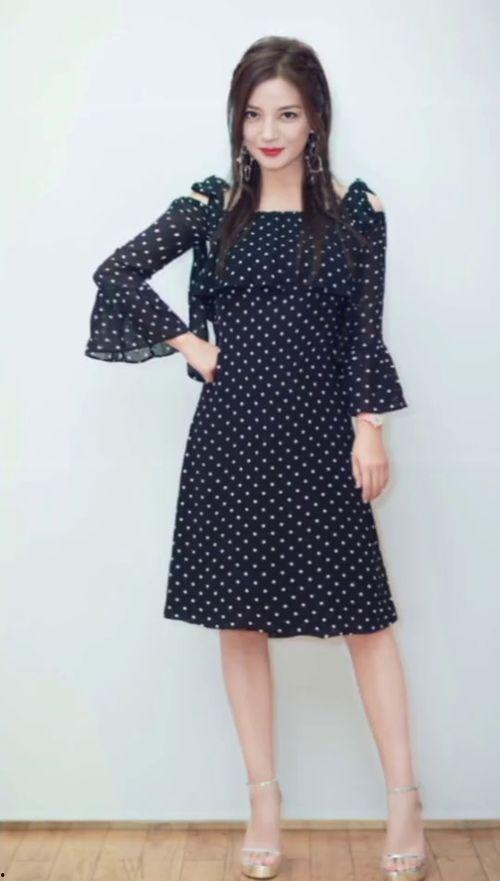 吃瓜明星赵薇图片,明星日常曝光  第3张